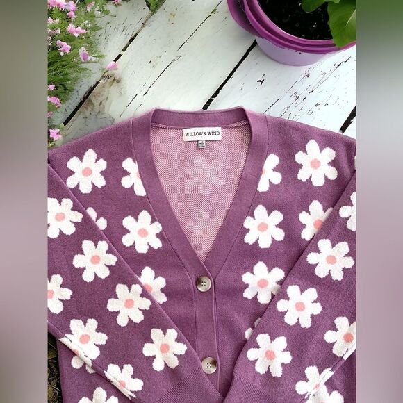 WILLOW & WIND WOMENS LONG SLEEVE CARDIGAN SWEATER DAISY FLORAL BUTTON FRONT MED. - Picture 4 of 6